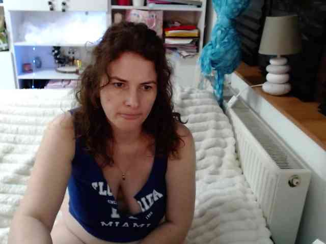 DomSubFemme webcam