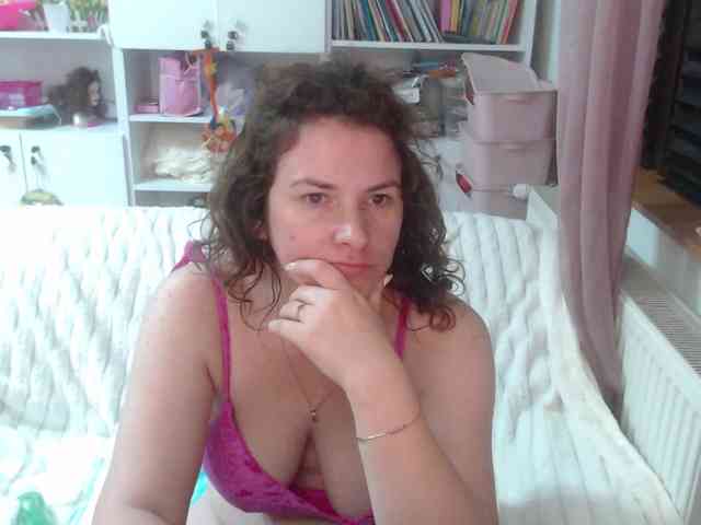 DomSubFemme webcam