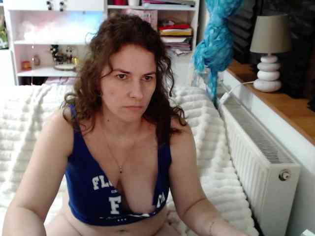 DomSubFemme webcam