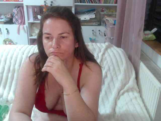 DomSubFemme webcam