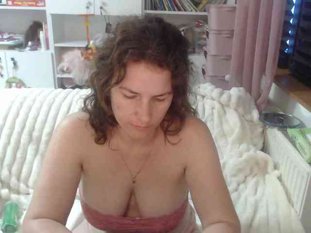 DomSubFemme webcam