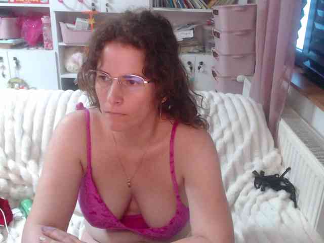 DomSubFemme webcam