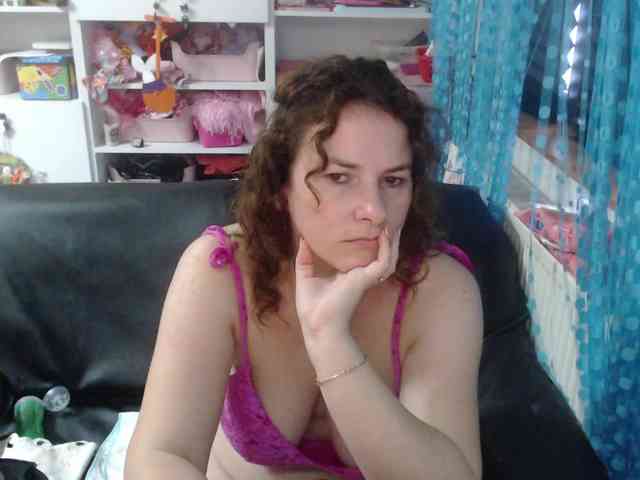 DomSubFemme webcam