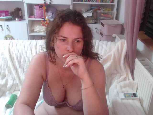 DomSubFemme webcam