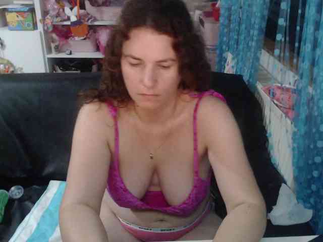 DomSubFemme webcam