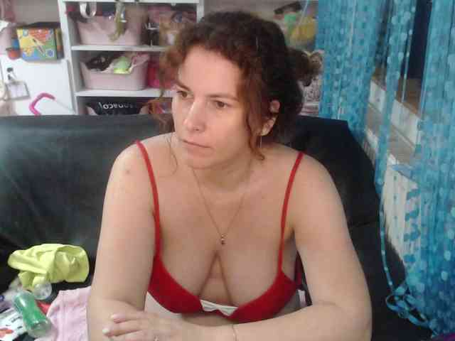 DomSubFemme webcam