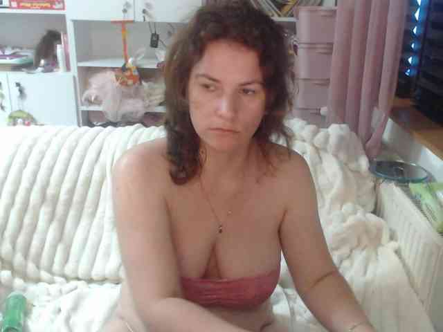 DomSubFemme webcam