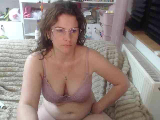 DomSubFemme webcam
