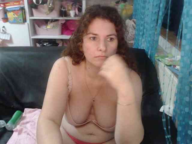 DomSubFemme webcam