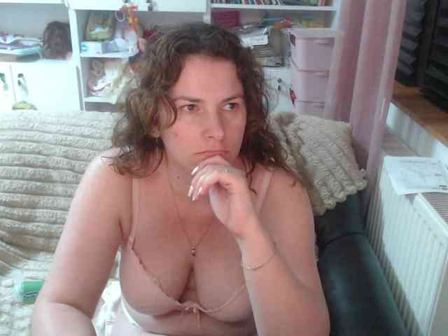 DomSubFemme webcam
