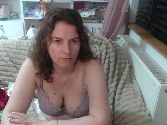 DomSubFemme webcam