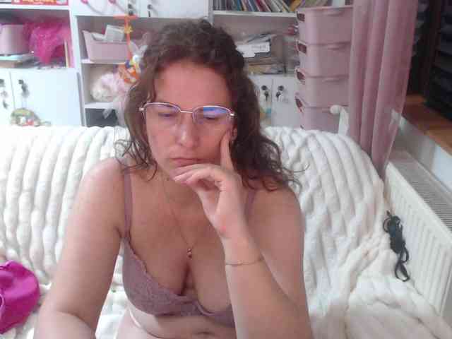 DomSubFemme webcam
