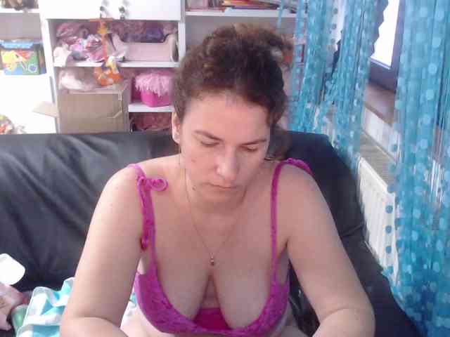 DomSubFemme webcam