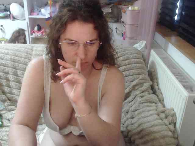 DomSubFemme webcam