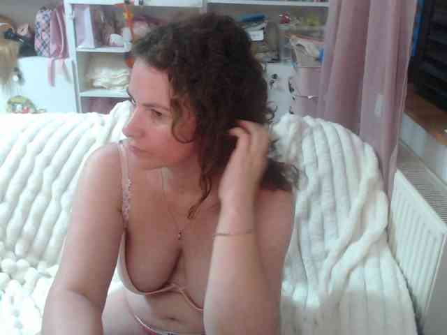 DomSubFemme webcam