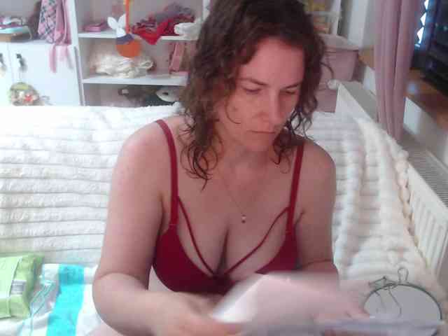 DomSubFemme webcam