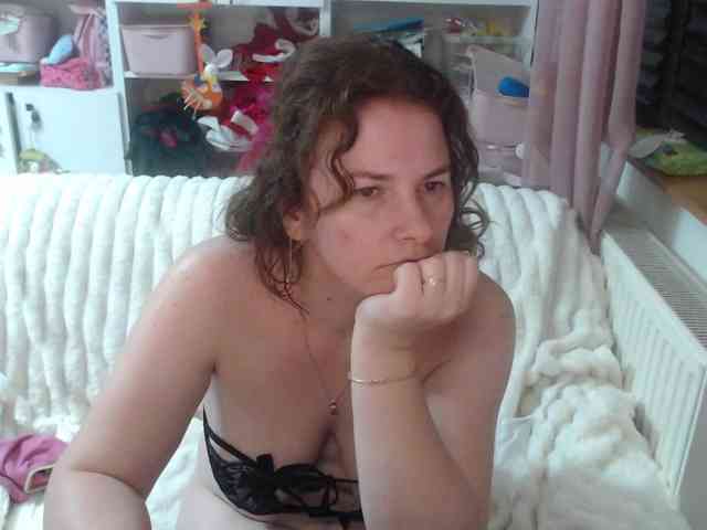 DomSubFemme webcam