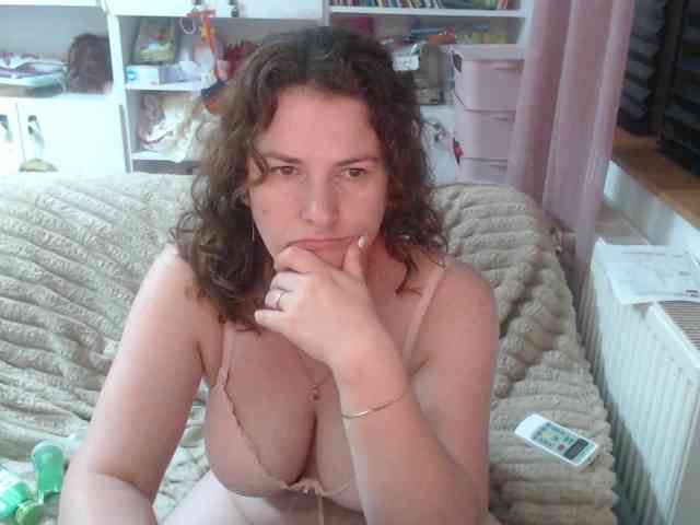 DomSubFemme webcam