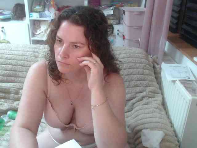DomSubFemme webcam