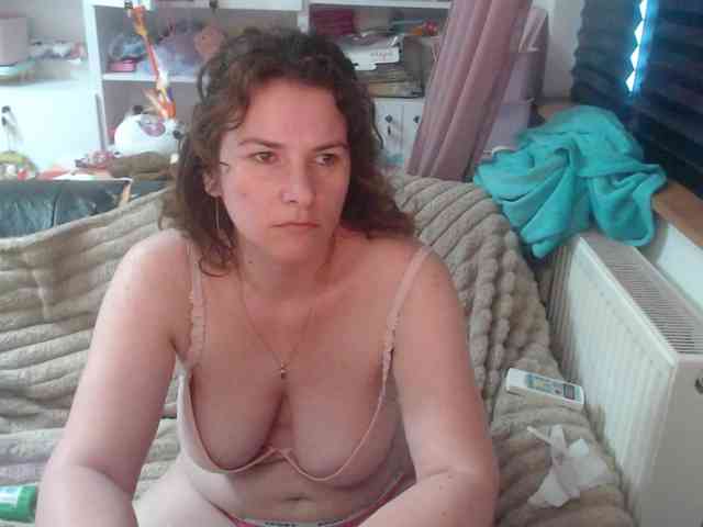 DomSubFemme webcam