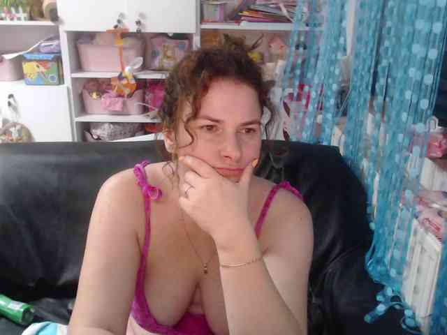 DomSubFemme webcam