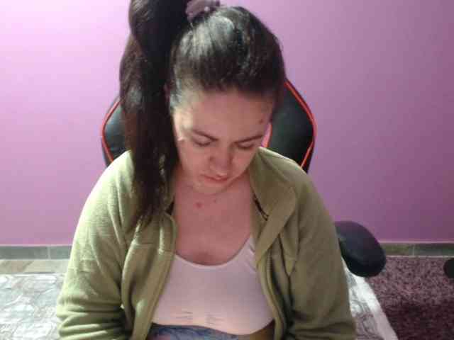 GldSquirt23 webcam