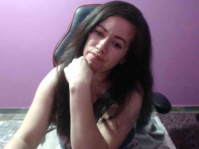 GldSquirt23 webcam