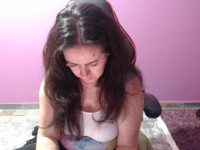 GldSquirt23 webcam