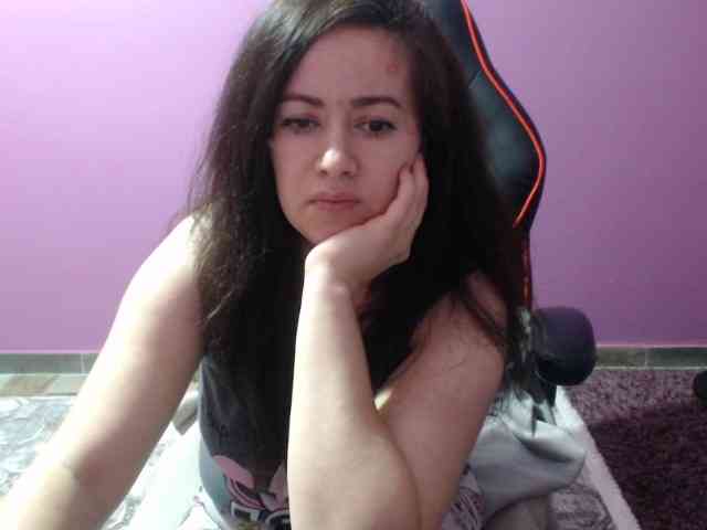 GldSquirt23 webcam
