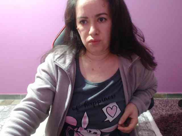 GldSquirt23 webcam