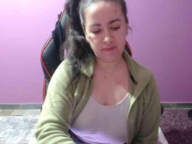 GldSquirt23 webcam
