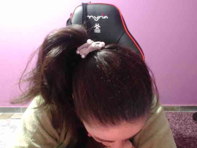 GldSquirt23 webcam