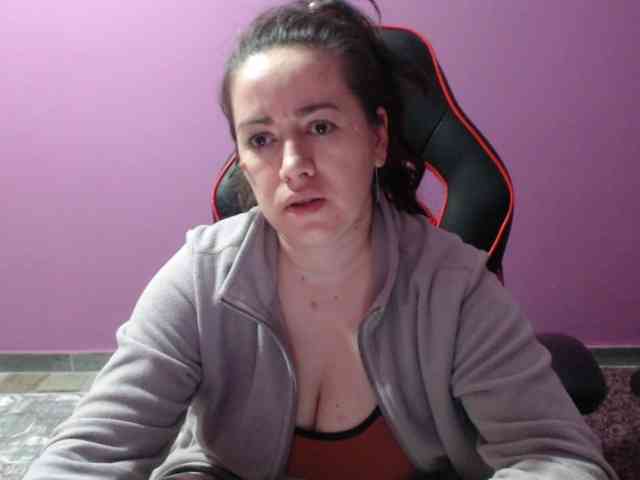 GldSquirt23 webcam