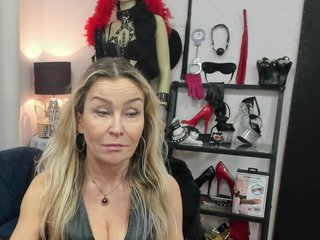 Soft-Crystal Porn Show