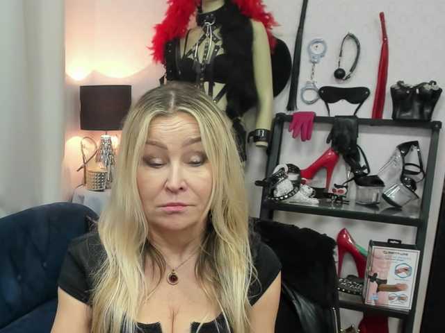 soft-crystal's BongaCams show and profile