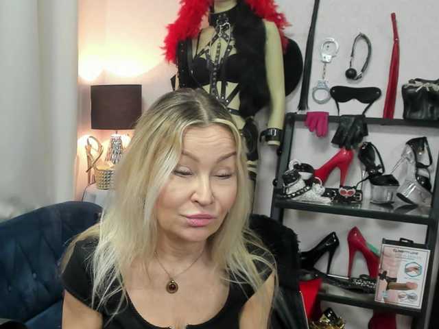 soft-crystal's BongaCams show and profile