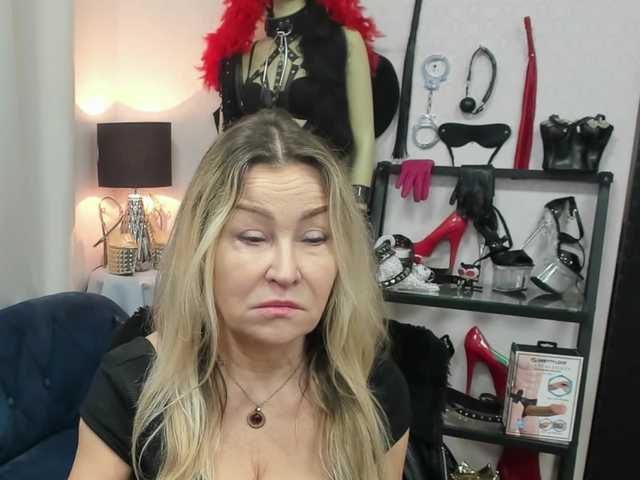 soft-crystal's BongaCams show and profile