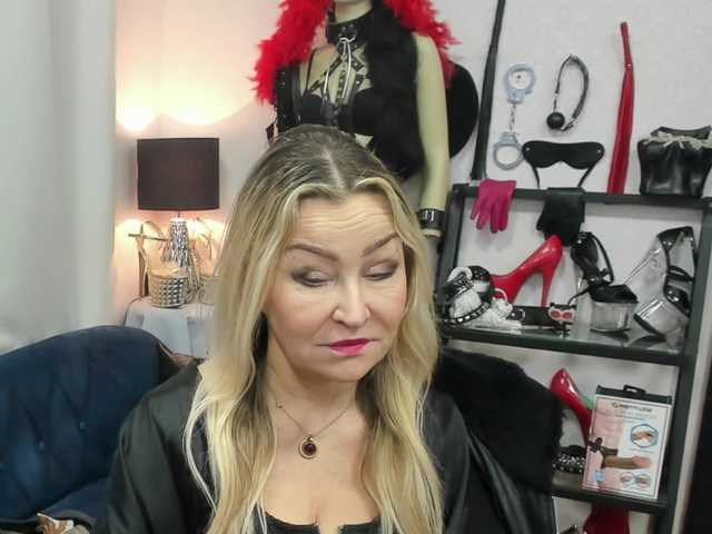 soft-crystal's BongaCams show and profile