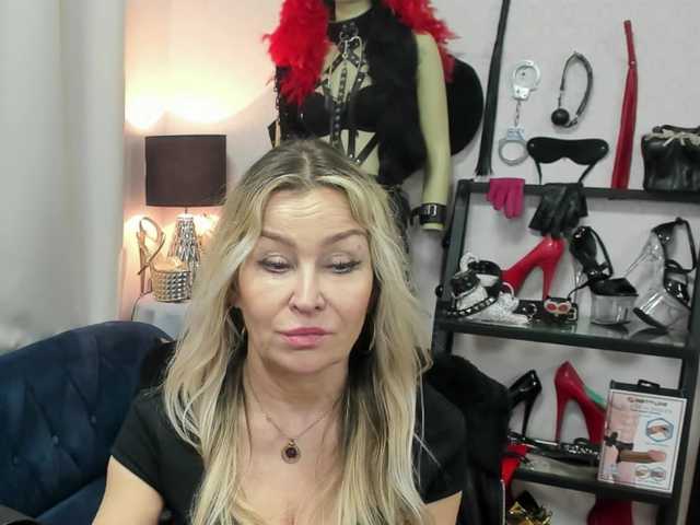 soft-crystal's BongaCams show and profile