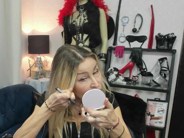 soft-crystal's BongaCams show and profile