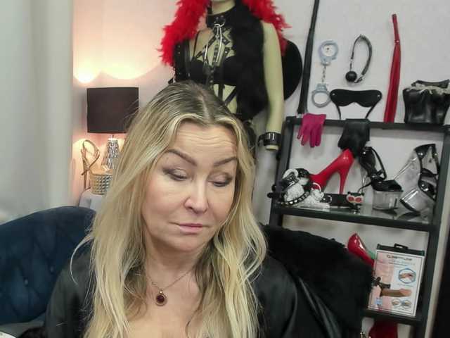 soft-crystal's BongaCams show and profile