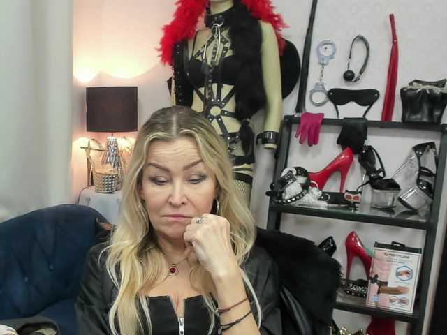 soft-crystal's BongaCams show and profile