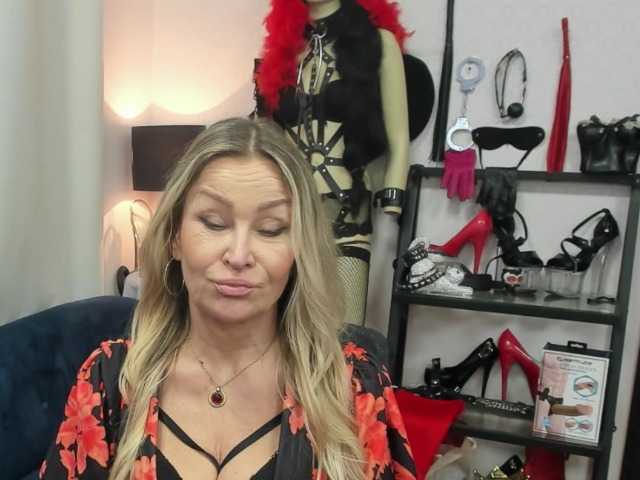 soft-crystal's BongaCams show and profile