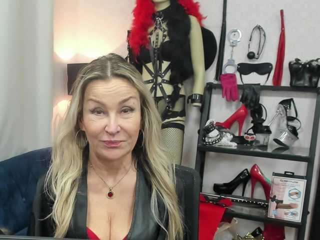 soft-crystal's BongaCams show and profile