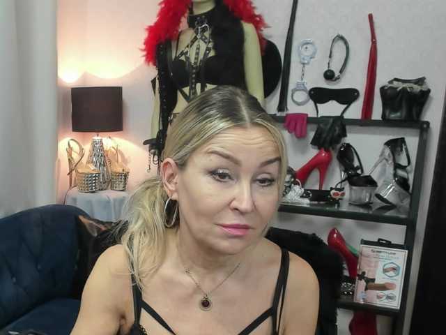 soft-crystal's BongaCams show and profile