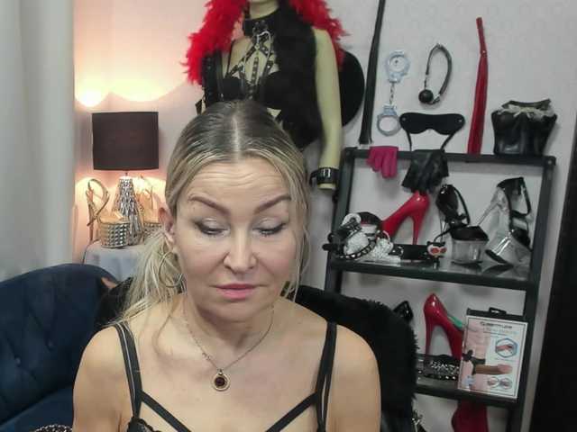 soft-crystal's BongaCams show and profile