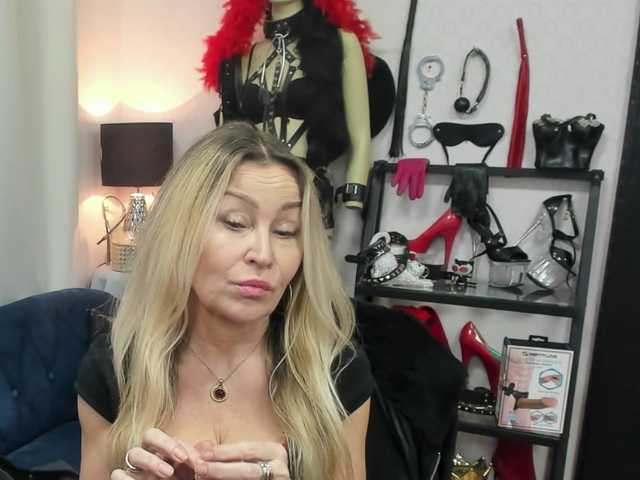 soft-crystal's BongaCams show and profile