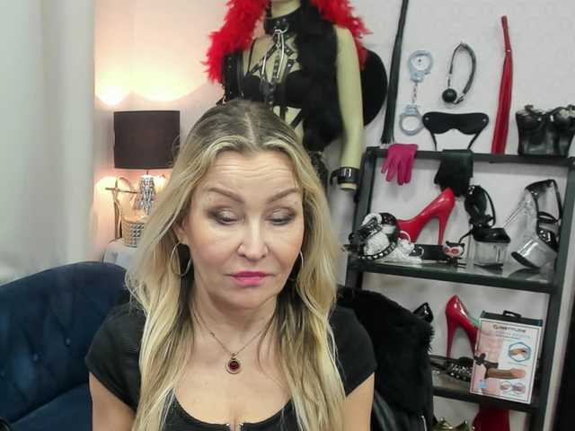 soft-crystal's BongaCams show and profile