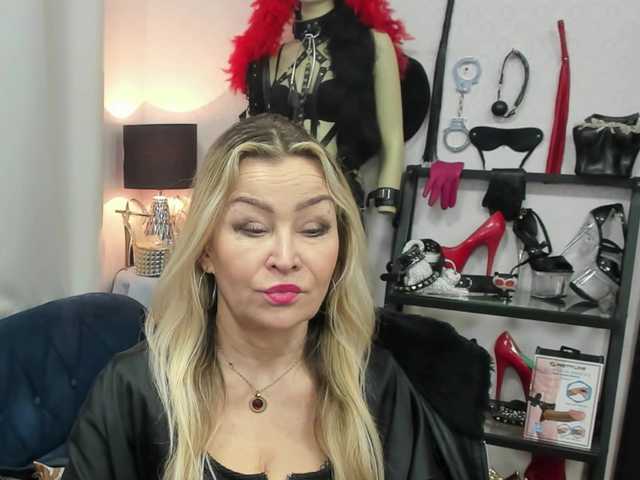 soft-crystal's BongaCams show and profile