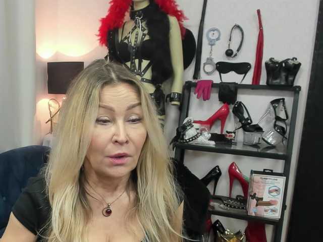 soft-crystal's BongaCams show and profile